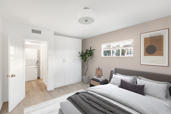 Foto del edificio - 419 Rexford Dr.