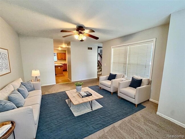 Foto del edificio - 911 Old Hickory Ln