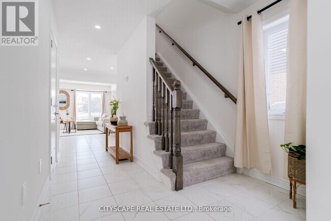 Photo du bâtiment - 145 Stonebrook Wy