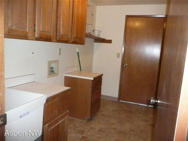 Foto del edificio - 2926 E Bay Dr NW