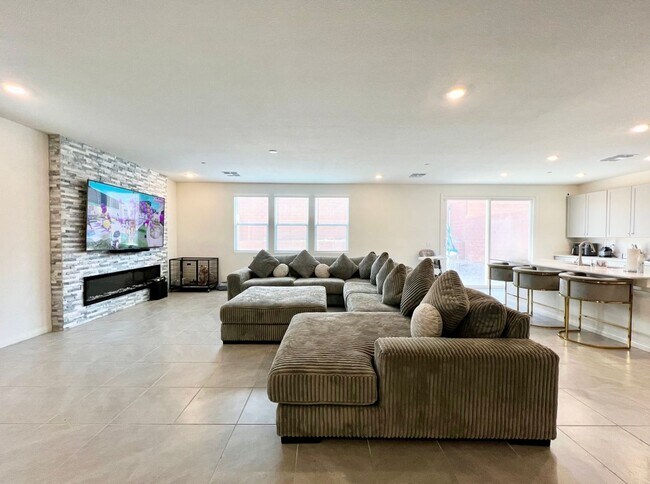 Foto del edificio - NEWER BUILT 4BD/2.5BA HOME IN GATED NORTHW...