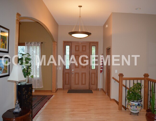 Foto del edificio - 9217 Bear Claw Way