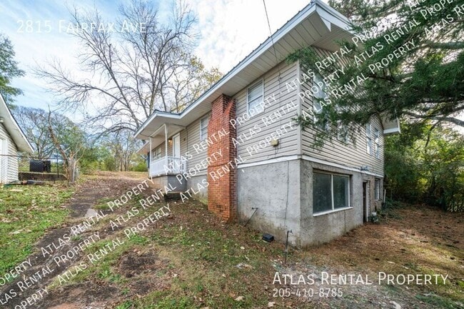 Building Photo - 2815 Fairfax Ave