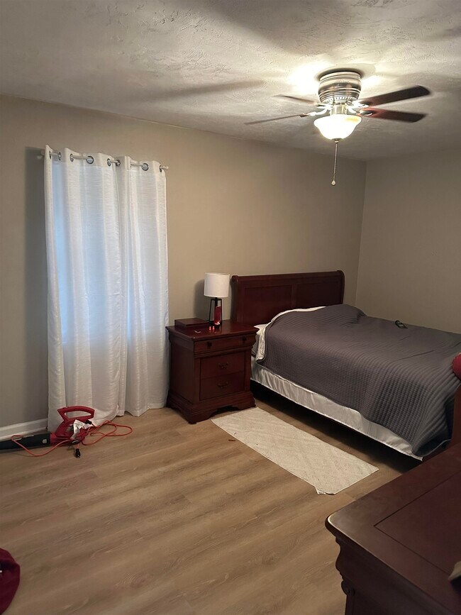 Foto del edificio - 114 Boardwalk Ln