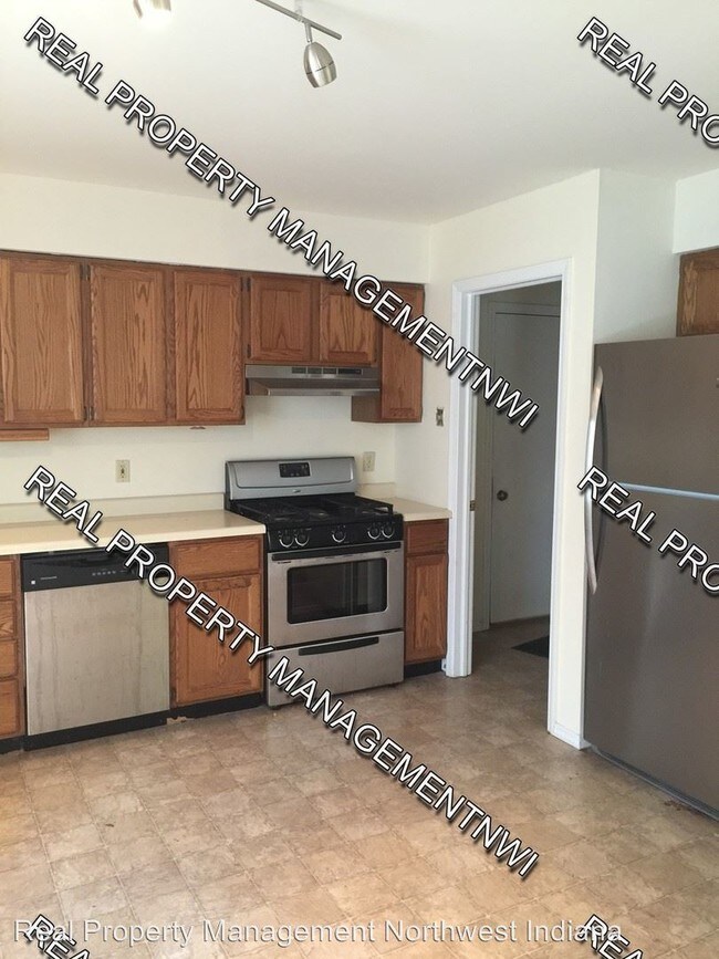 Foto del edificio - 2 br, 2 bath House - 614 E. 92nd Place