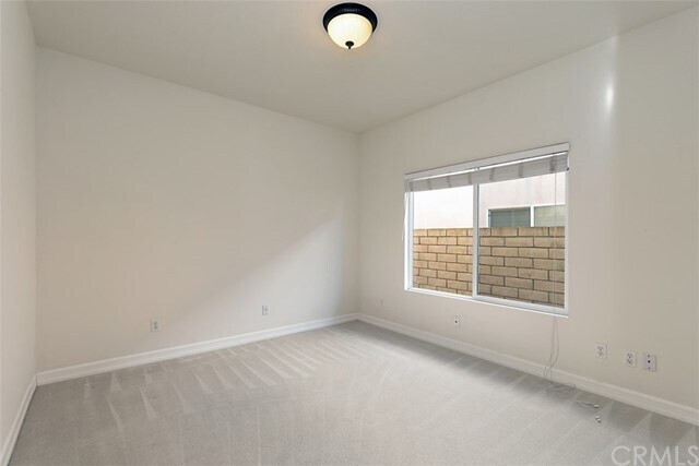 Building Photo - 27901 Glenfield Cir