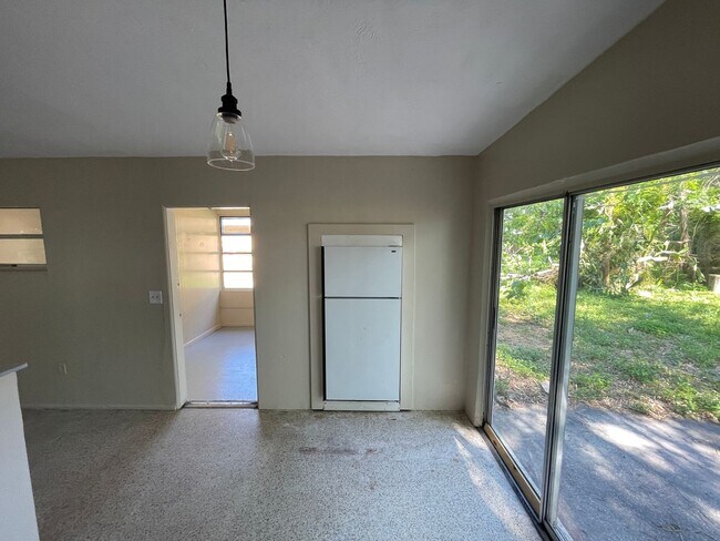 Foto del edificio - 2/1 Single Family Home
