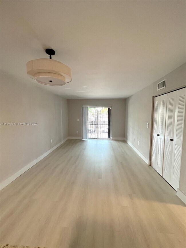 Foto del edificio - 3001 SW 2nd St