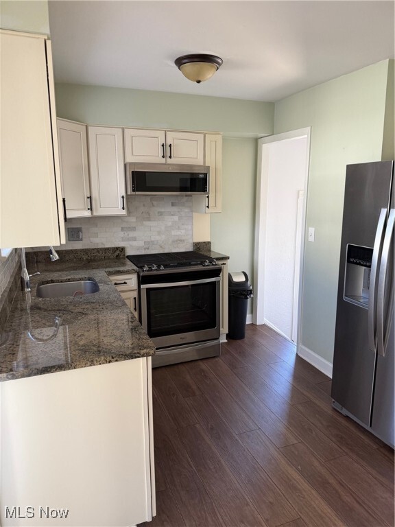 Building Photo - 30401 Mildred Ave