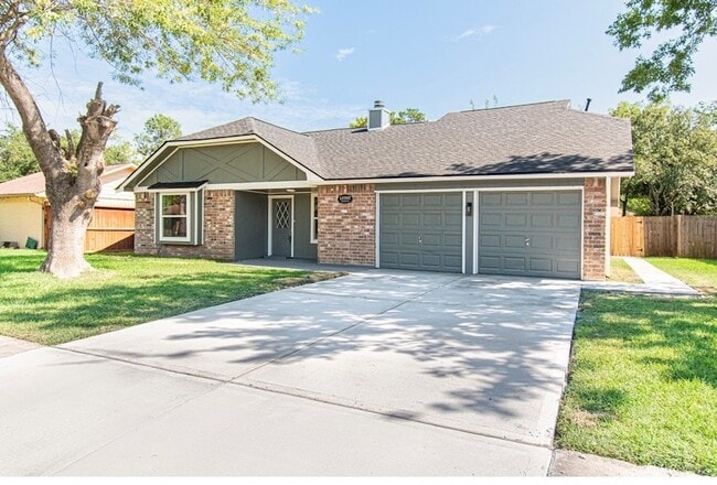 Photo - 15707 Amapola Drive Unit House
