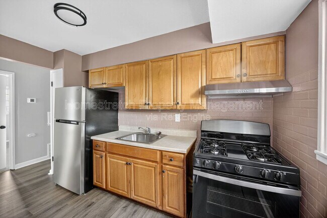 Foto del edificio - 408 Crawford Rd