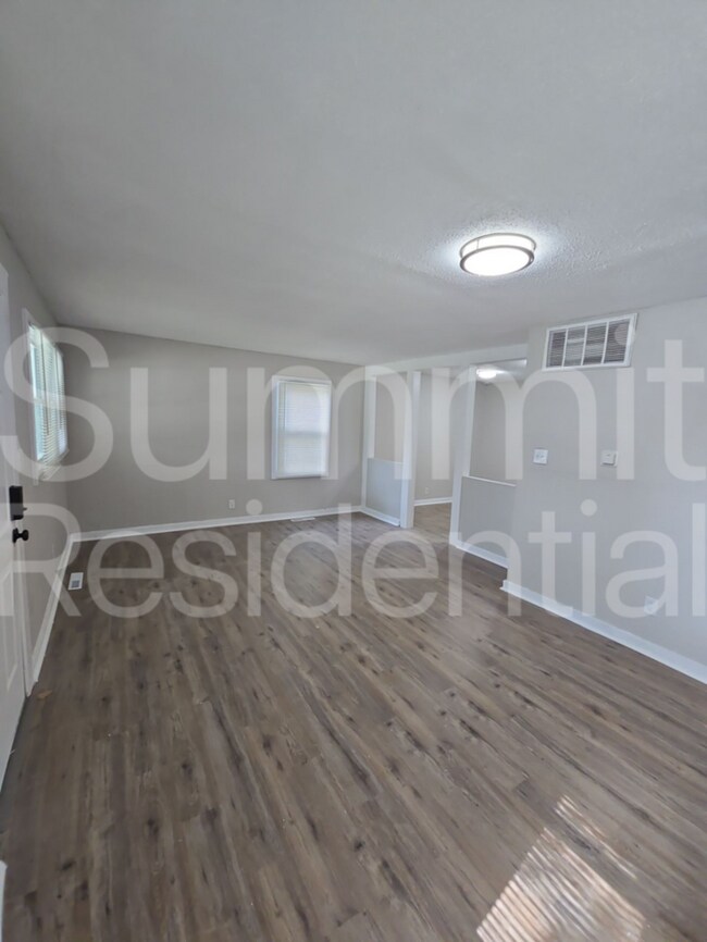 Foto del edificio - 3911 Oakley Ave