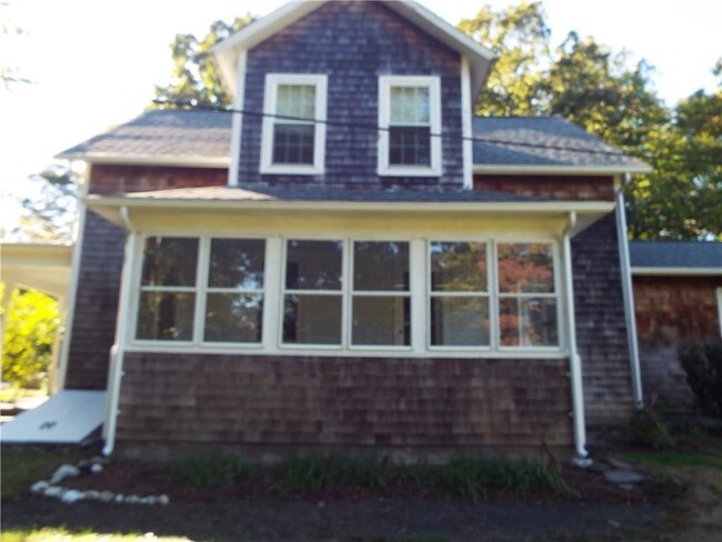 Building Photo - 46 Carr Ln