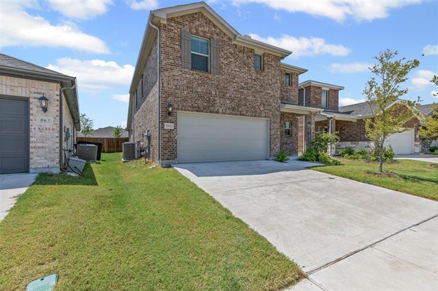 Foto del edificio - 505 Cottage Wood Dr