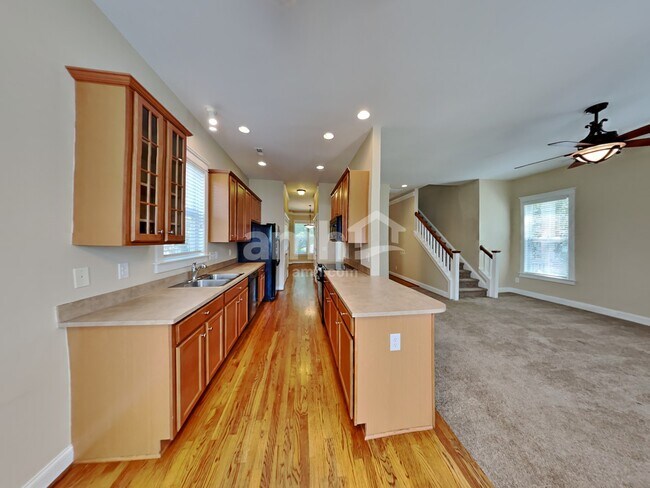 Foto del edificio - 155 Water Oak Dr
