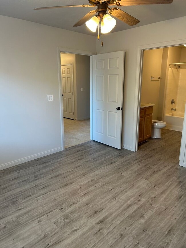Foto del edificio - 3 Bedroom, 2 bath home in non HOA