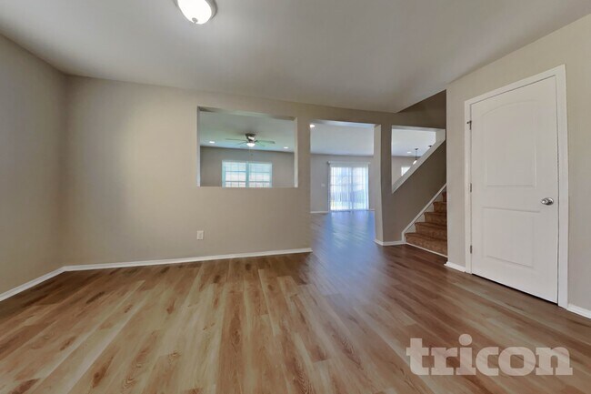 Foto del edificio - 514 Kerriann Ln