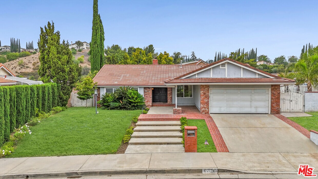 Foto principal - 12131 Beaufait Ave