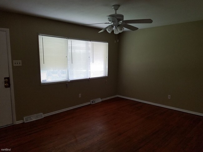 Foto del edificio - 10045 Northgate Dr