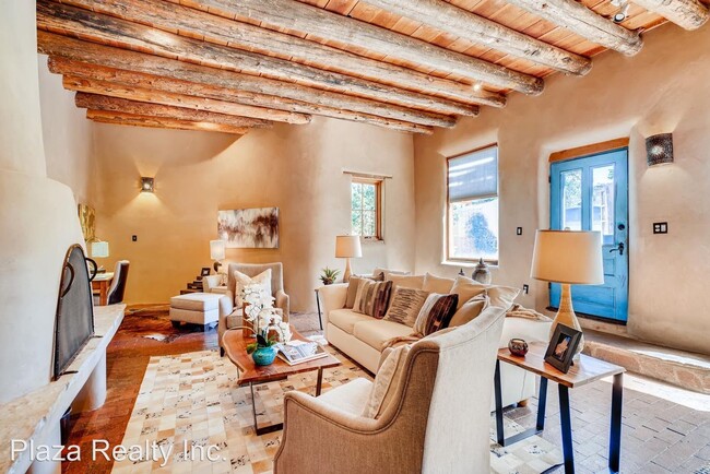 Foto del edificio - 1 br, 1 bath House - 1212 1/2 Canyon Road