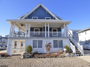 Building Photo - 875 Stenton Pl