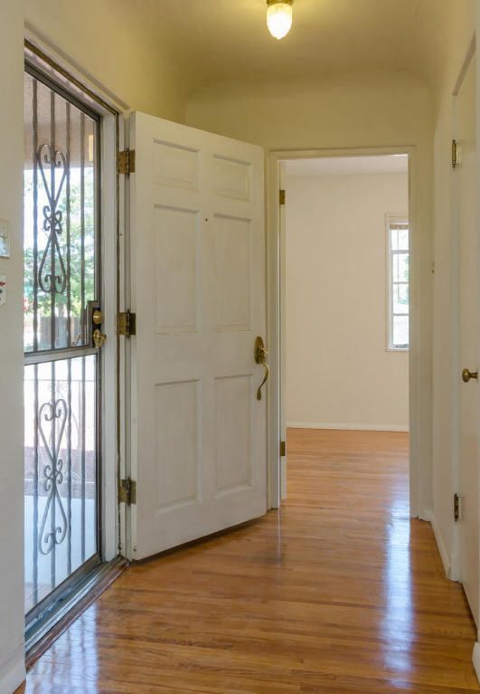 Foto del edificio - 3600 Calle del Sol NE