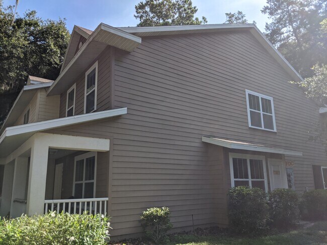 Foto del edificio - 4605 SW 48th Dr