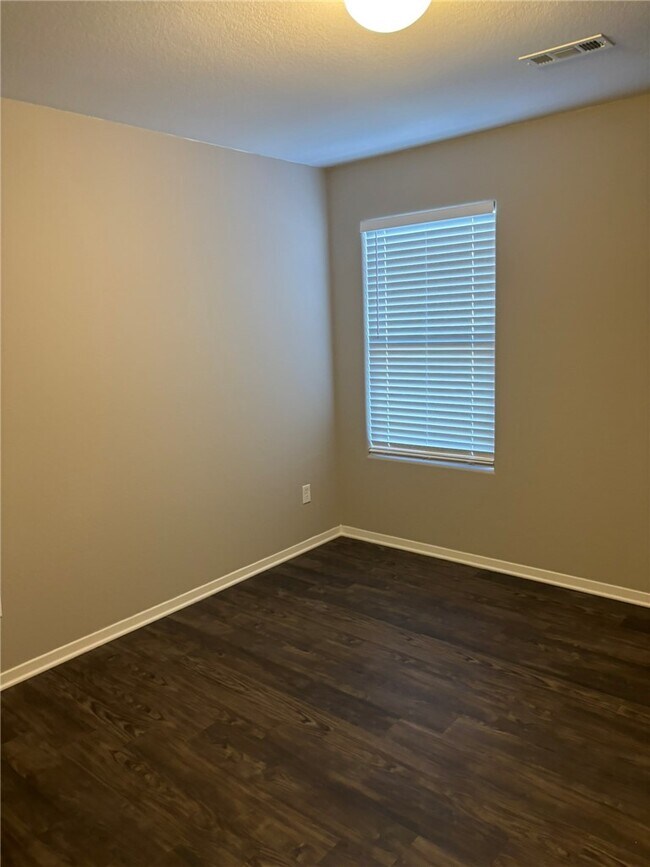 Foto del edificio - 227 E Anabranch Ct