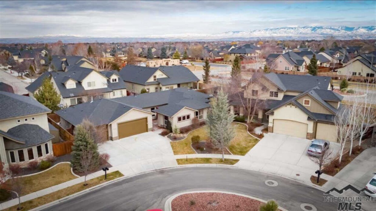 Foto principal - 5320 N Red Hills Pl