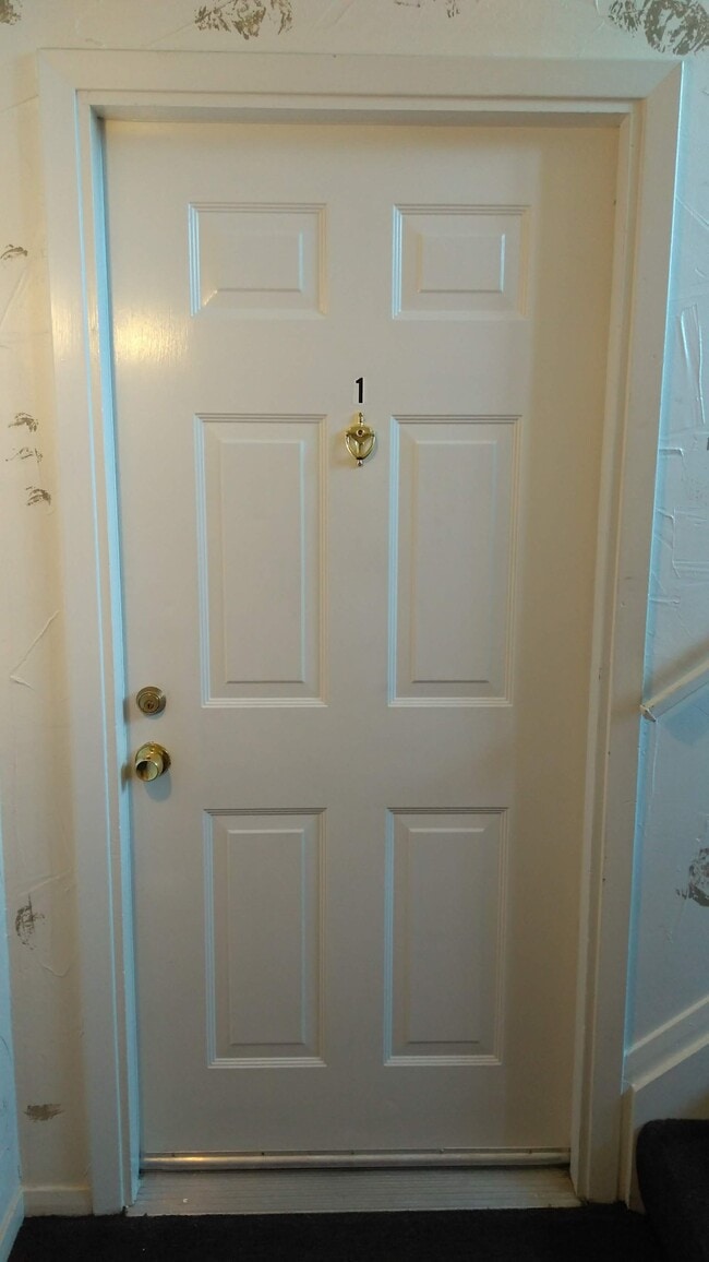 Building Photo - 8045 Pippin Rd