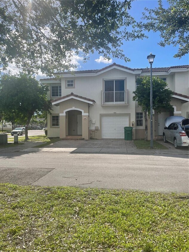 14092 SW 260th St, Homestead, FL 33032 Townhome Rentals in Homestead