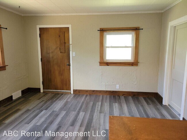 Foto del edificio - 2 br, 1 bath House - 129 7th Avenue