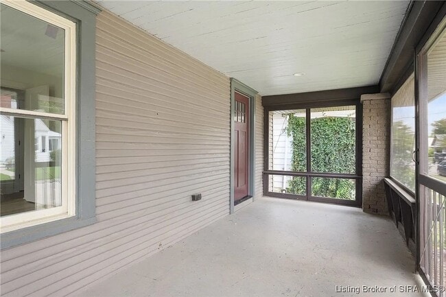 Building Photo - 4 bedroom House in New Albany