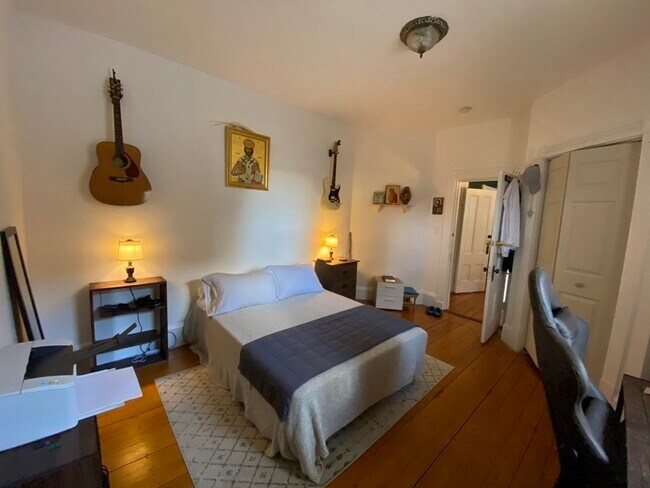 Foto del edificio - 4295 Washington St