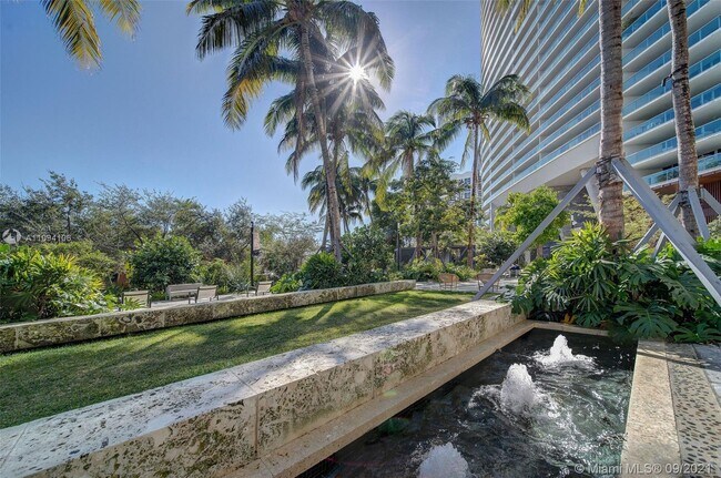Foto del edificio - 1500 Bay Rd