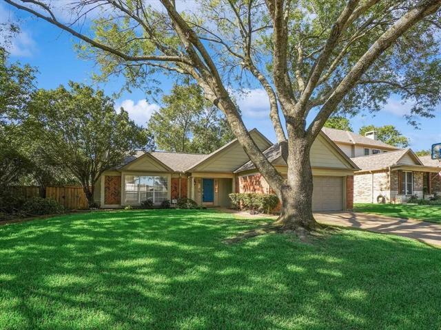 Foto del edificio - 521 Chasewood Dr