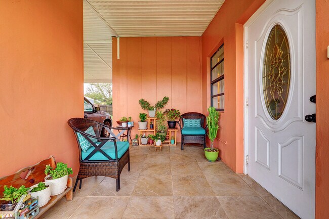 Foto del edificio - 141 SE Serenata Ct