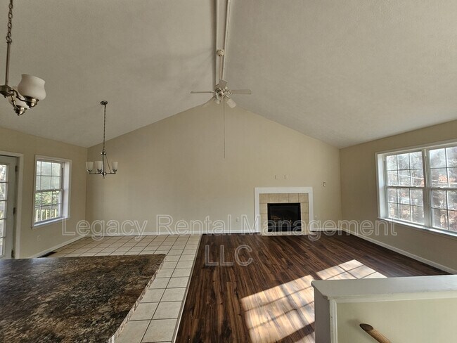 Foto del edificio - 109 Debbie Dr