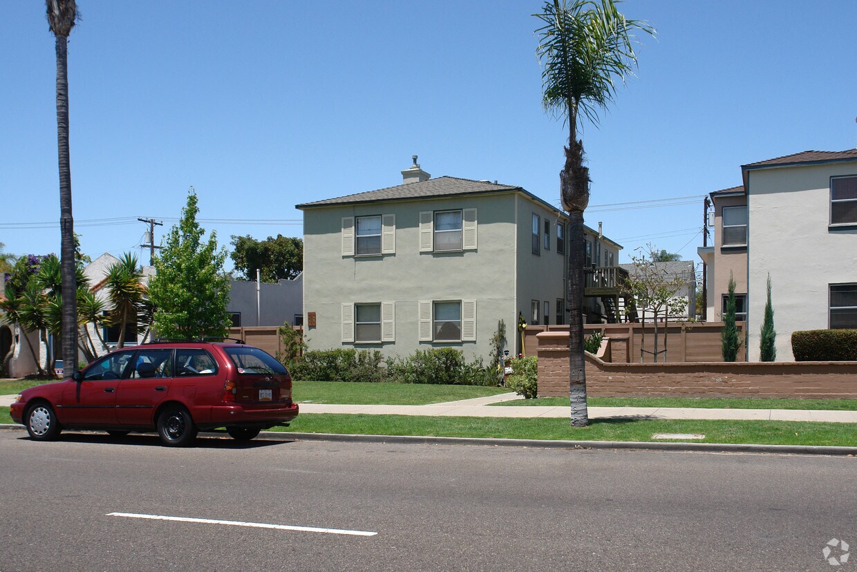 Primary Photo - 424-430 Orange Ave