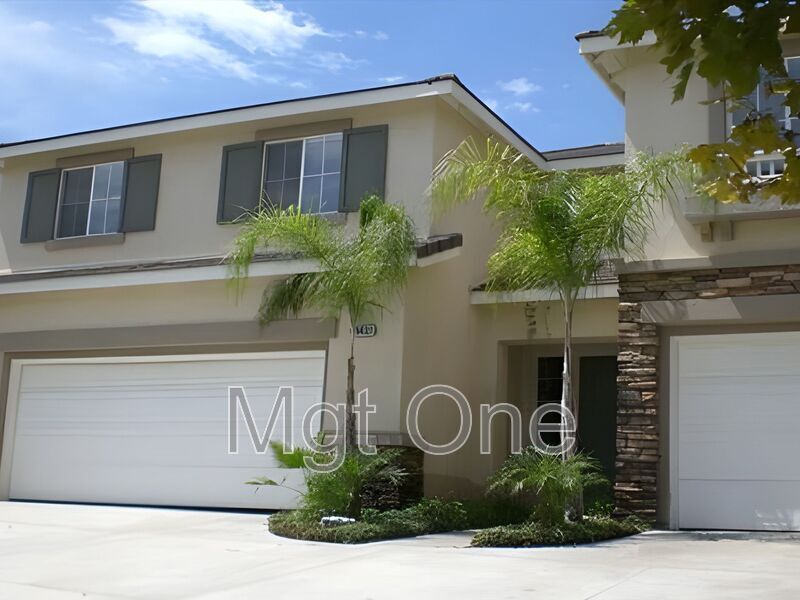 Primary Photo - 8431 Newburgh St