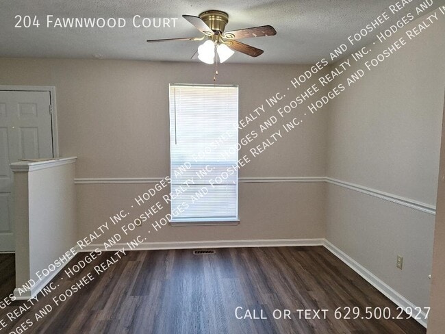Building Photo - 204 Fawnwood Ct