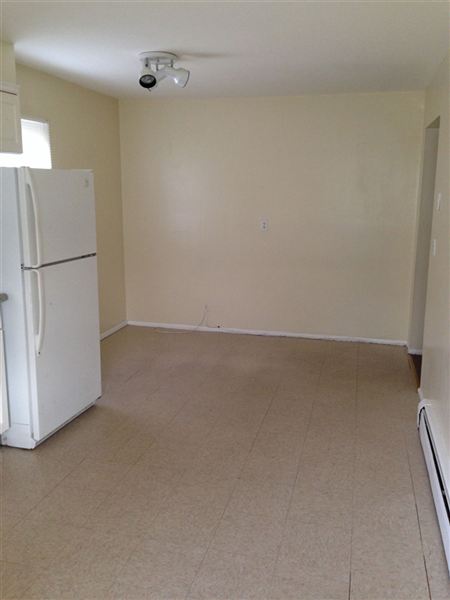 Building Photo - 1555 Nepperhan Ave