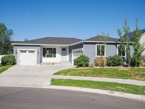 Building Photo - 115 N 2200 W