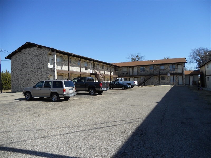 Primary Photo - 3109 Atkinson Ave