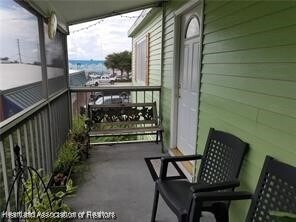 Foto del edificio - 370 E Interlake Blvd