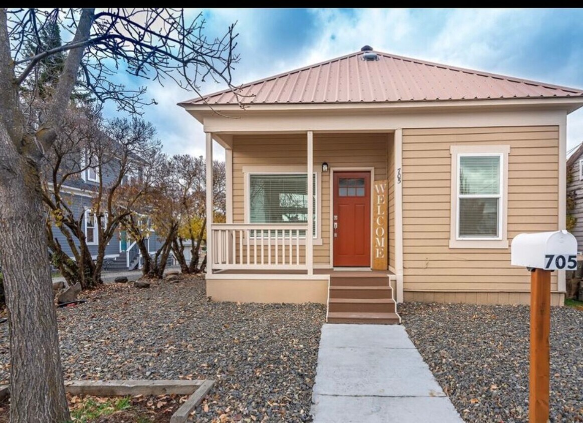 Foto principal - Beautifully remodeled house