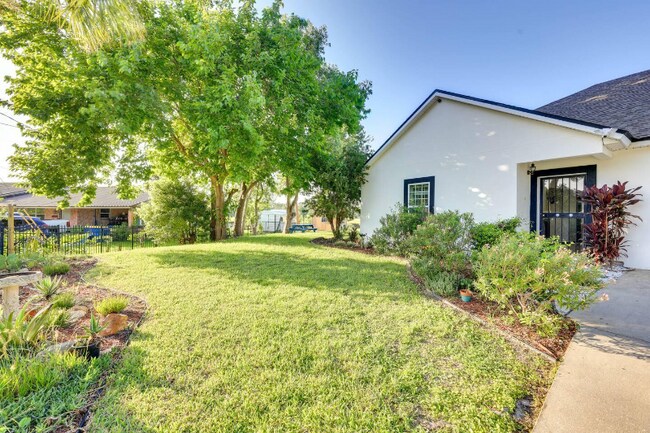 Foto del edificio - 2355 Ribault Scenic Dr