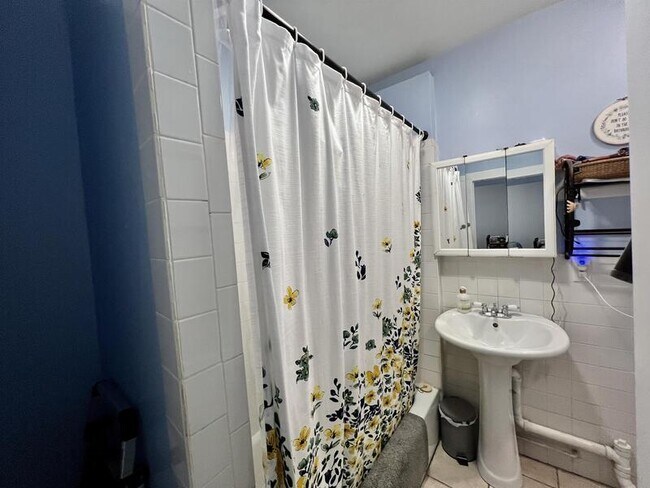 Foto del edificio - 117 Buttonwood St