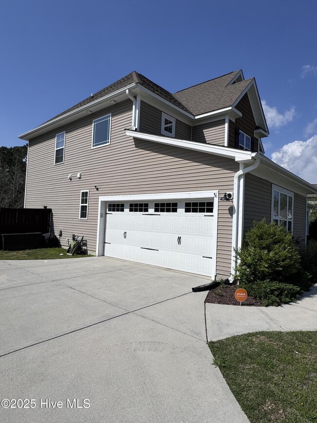 Foto del edificio - 414 Wolfe Ln