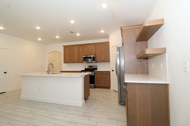 Building Photo - 1500 Ari Ave